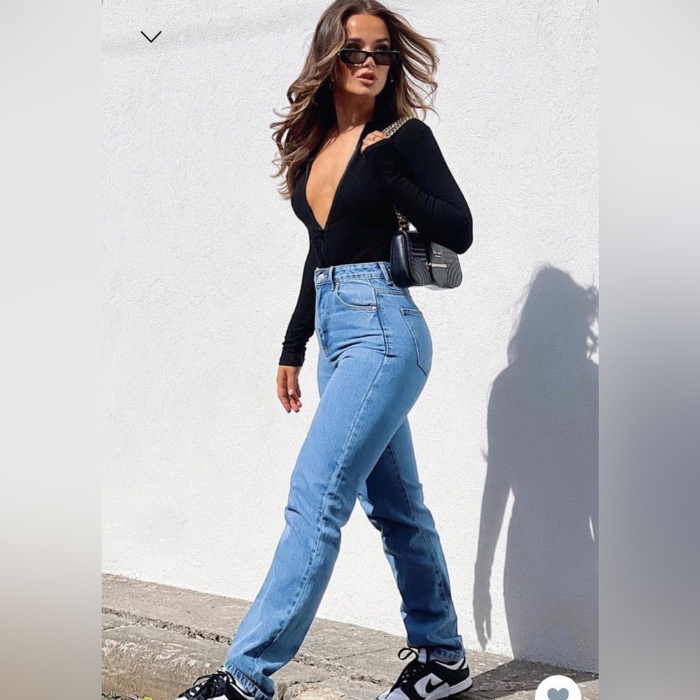 White fox jeans never worn